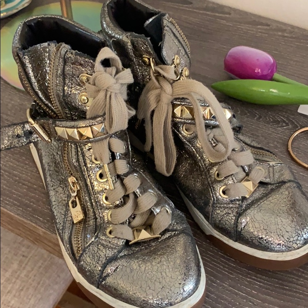 MICHAEL KORS Gold high tops